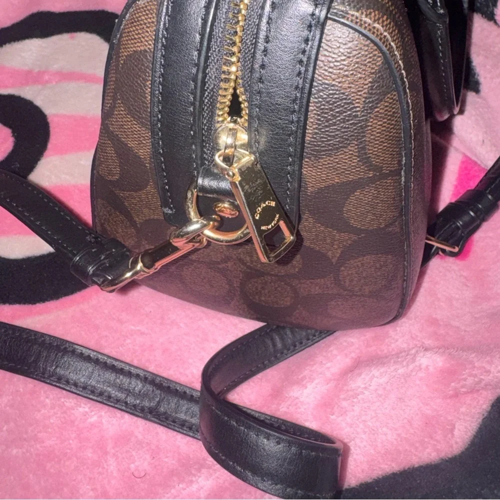 Coach Brown Rowan Signature Crossbody Satchel with Gold Hardware EUC - Picture 9 of 13